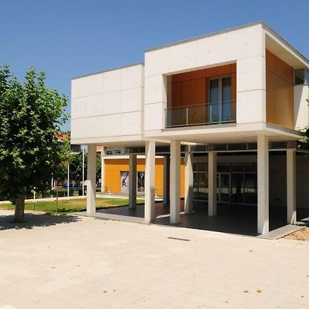 Hi Lousa - Pousada De Juventude Exterior photo